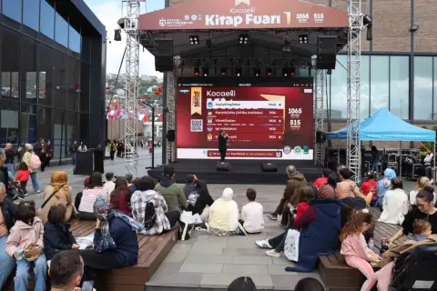 Kocaeli Kitap Fuarı'nda Kahoot heyecanı: Ödüller sahibini buluyor