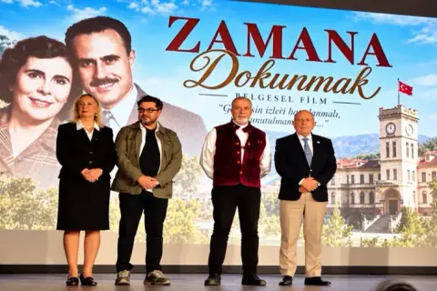 Manisa'da 'Zamana Dokunmak' Belgeseli İzleyiciyle Buluştu