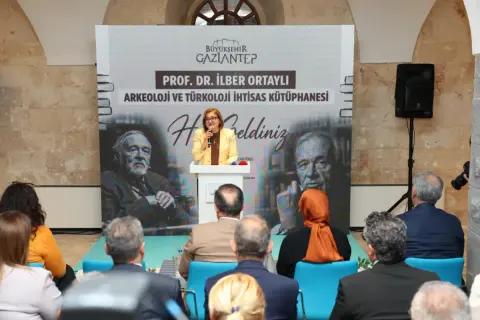 Gaziantep’te İlber Ortaylı Kütüphanesi açıldı
