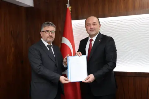 Geyve'de camiler belediyeye emanet: Temizlik protokolü imzalandı