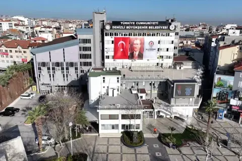 Denizli'de dar gelirli ailelere 4 destek ödendi