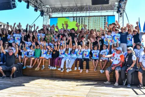 Alaçatı Windfest 134 genç sporcuyla başladı