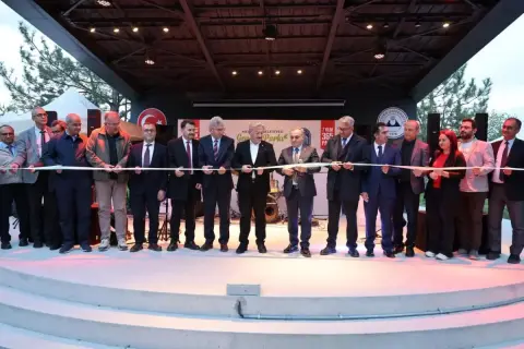 Başkan Palancıoğlu, Yıldırım Beyazıt Mahallesi’ndeki Okul Projelerini İnceledi