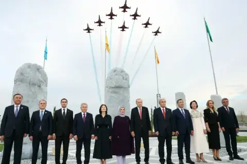 Erdoğan ve Türk Dünya Liderleri Medeniyet Parkı'nı Açtı