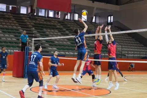 İnegöl Belediyespor 5'te 5 yaptı, liderliğini korudu