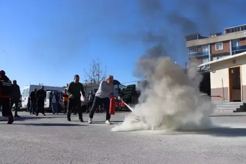 Maltepe'de 800 gönüllü afet anına hazırlandı
