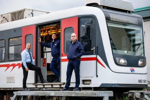 26 yıldır direksiyonda: İzmir Metro'nun veteranları