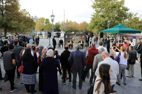 60. Yılında 60 Âşık Konya'da Buluşuyor