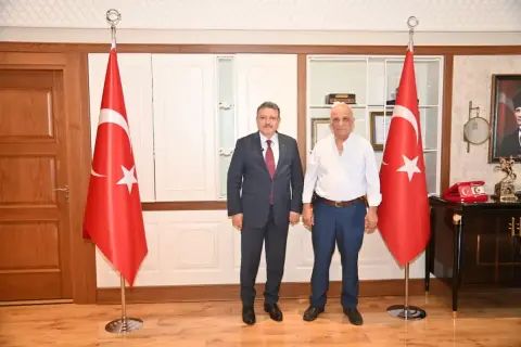Trabzon'da şehit aileleri belediyede ağırlandı