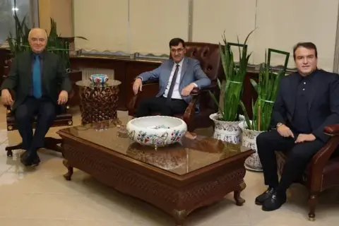 Kahveci, Güral Porselen'de: Kütahya'nın geleceği masada