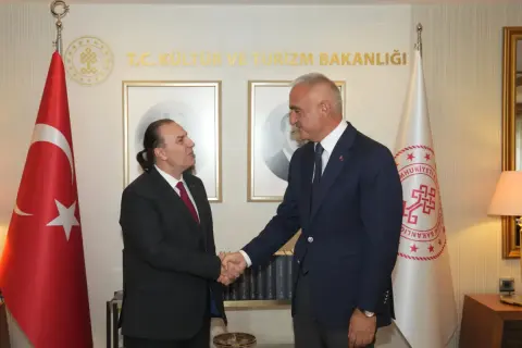Bakan Ersoy, Yeni DOB Genel Müdürü Can Atilla'yı Kabul Etti