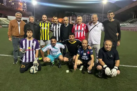 Artvinli gazeteciler Batum'da Türkiye forması giyecek