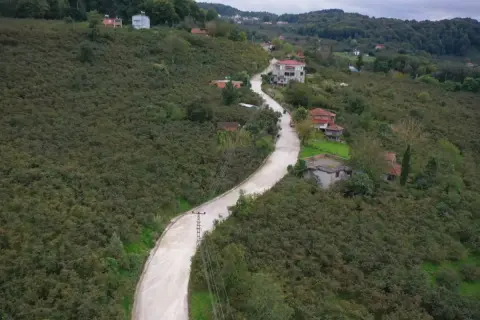 Ordu Ünye’de 1.8 km Beton Yol: Toz ve Çamur Bitti
