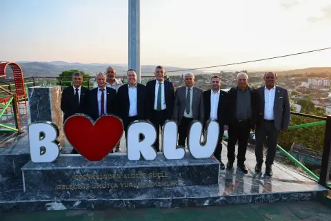Manisa'da balıkçılara soğuk hava deposu ve buz makinesi