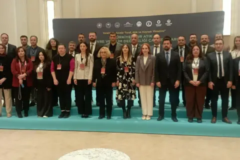 Eber Gölü'ne 'sadece su değil, temiz su' lazım