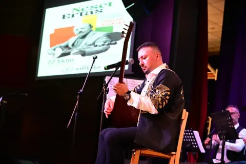 Manisa'da Neşet Ertaş'un Eserleriyle Anıldığı Konser