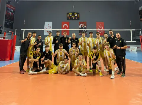 Konya BBSK'de çifte zirve: 6/6 voleybol, 3/3 basketbol