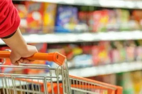 Perakende satışları yüzde 10,1 zıpladı, toplam hacim az kaldı