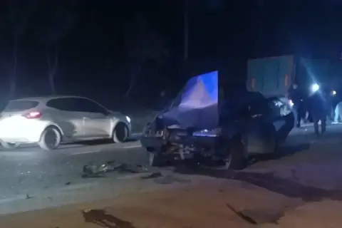 Düzce'de otomobil ile traktör çarpıştı: 5 yaralı