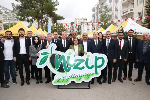 Nizip'e dünyanın 2. en büyük arıtma tesisi ve modern hal