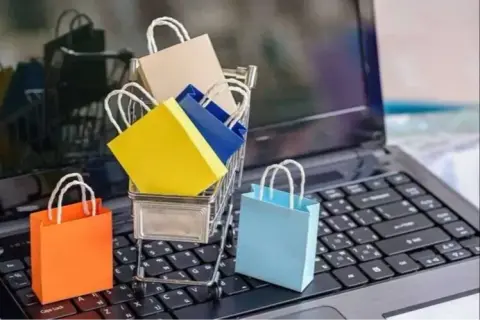 E-ticaret hacmi 4,5 trilyon TL'ye ulaştı: %52 büyüme