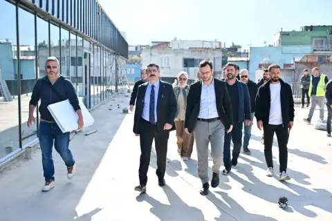 Yıldırım'da pazar ve gençlik merkezi %80 tamam