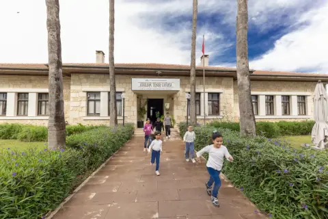 Mersin'de Cumhuriyet mirası yeniden hayat buluyor