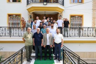 Kavuş, bağımlılıkla mücadele eden gençleri ziyaret etti