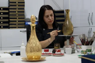 Bursa’da cam sanatı geleneksel motiflerle geleceğe taşınıyor