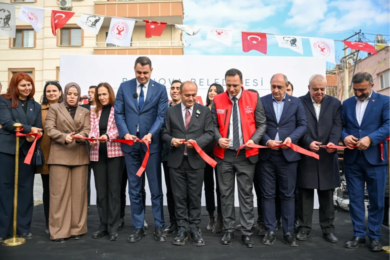 Bornova’da halkın sofrasına sahip çıkan açılış