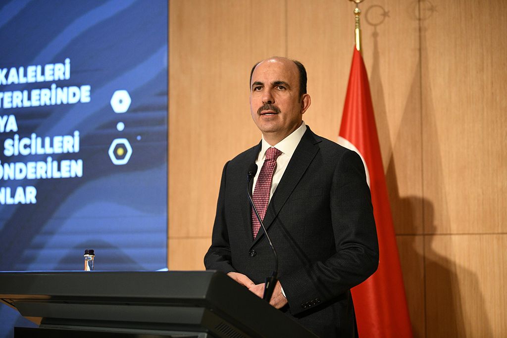 Başkan Altay: “Popüler Olmayı Değil, Kalıcı Olmayı Amaçlıyoruz”