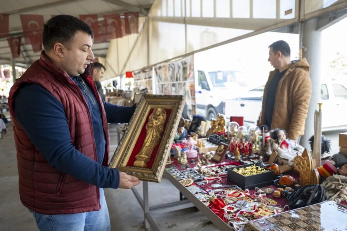 Mersin’de antika pazarı geçmişi gelecekle buluşturuyor
