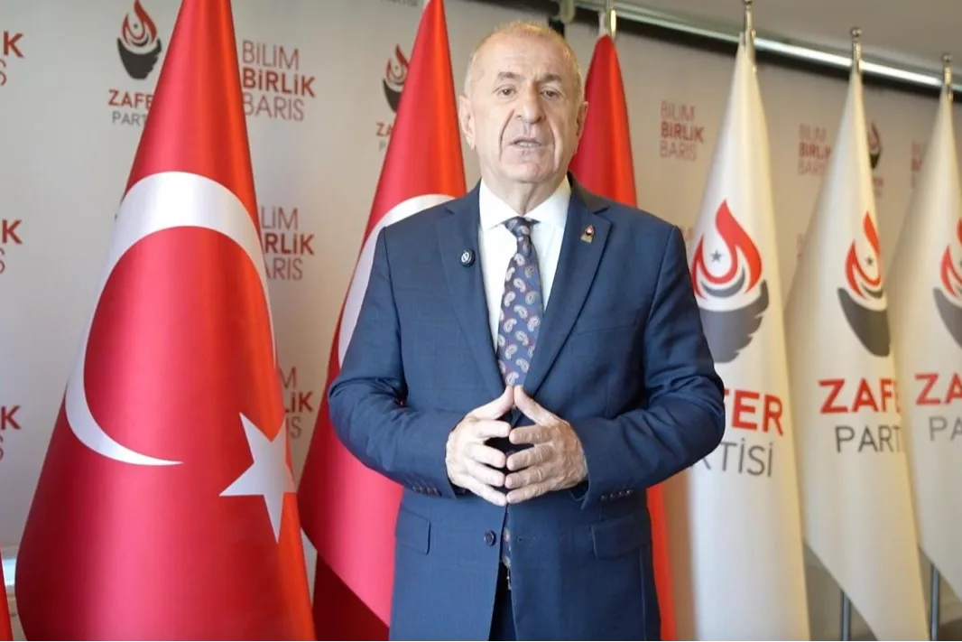 Ümit Özdağ: “Süreç, teröre teslimiyet sürecine dönüşmüştür”