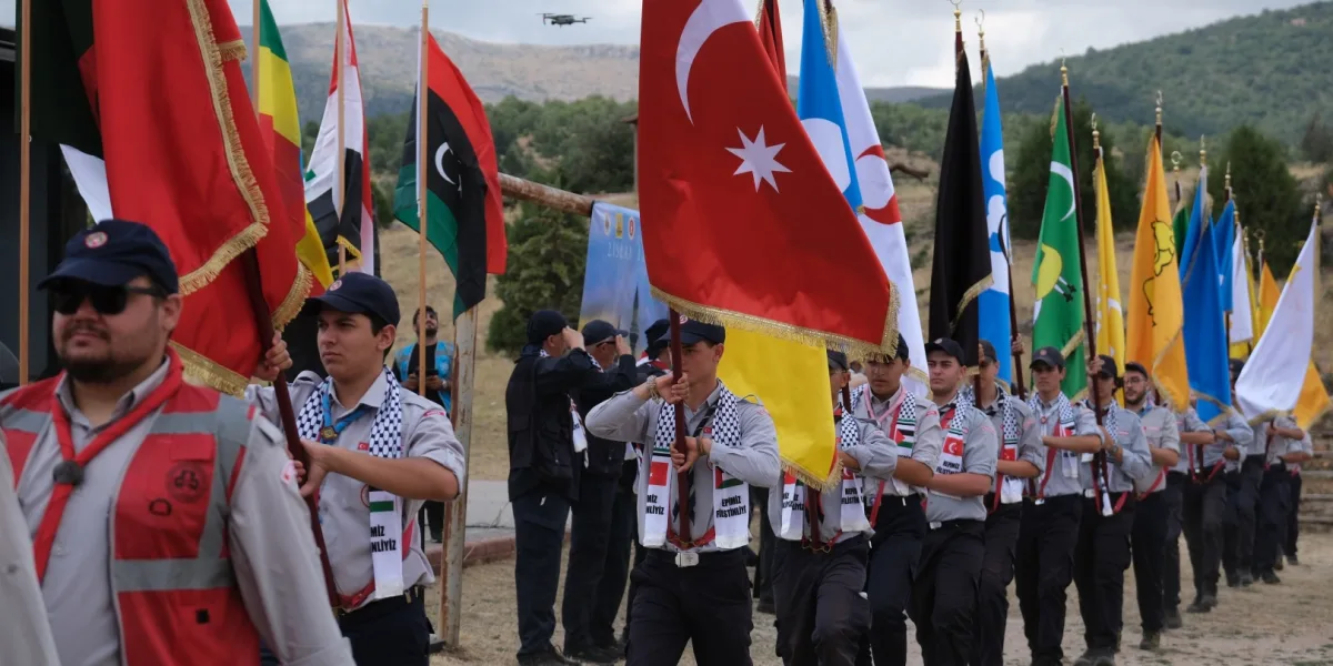 Konya'da 'İslam İzcileri Dostluk Kampı' ile ikinci buluşma
