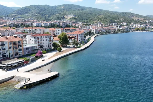 Değirmendere sahili dalga kırıcı setle güçlendirildi