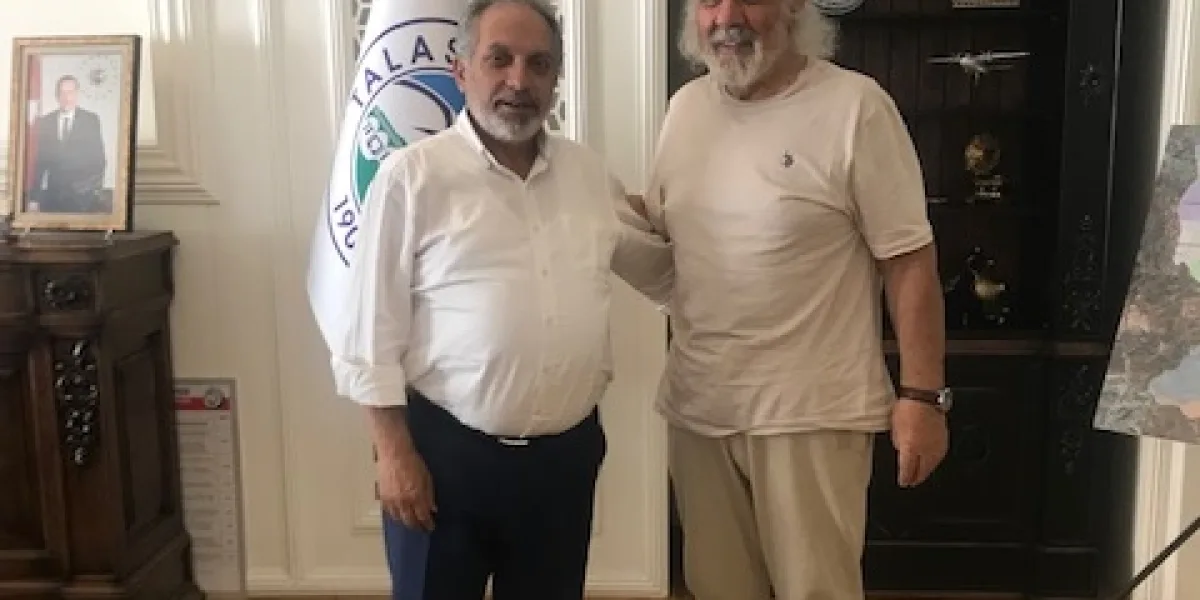 Mustafa Yalçın'dan 'Malazgirt' mesajı