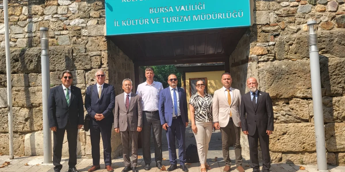 TUREB yönetimi Bursa’da buluştu... Turizm ve rehberlik Bursa'da masaya yatırıldı