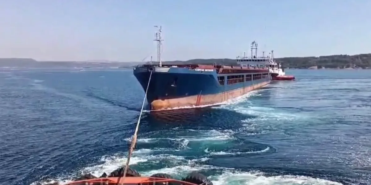 Çanakkale Boğazı’nda 142 metrelik gemi emniyete alındı