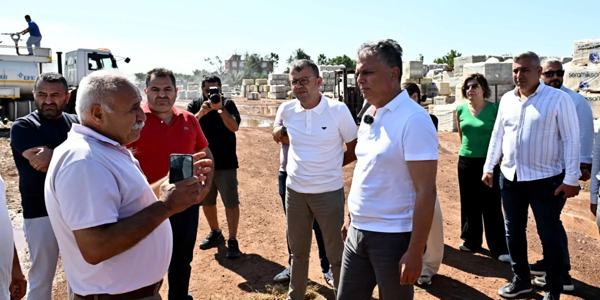 Antalya Muratpaşa'daki yangın bölgesine 'geçmiş olsun' ziyareti