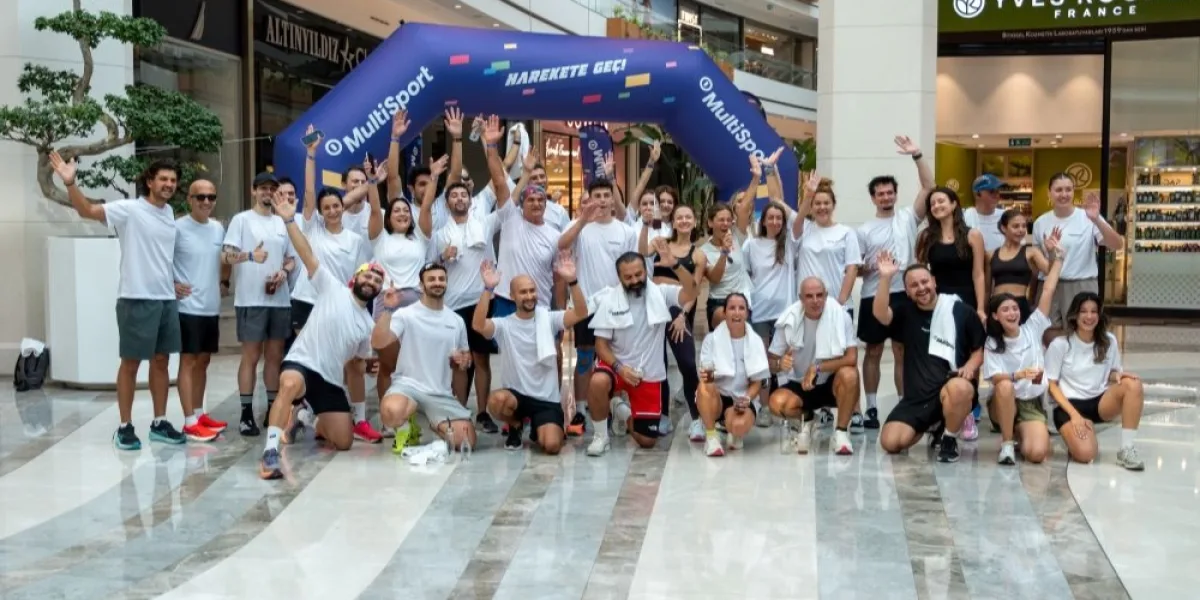 İzmir’de 50 dereceye ulaşan sıcaklar koşu rotasını değiştirdi