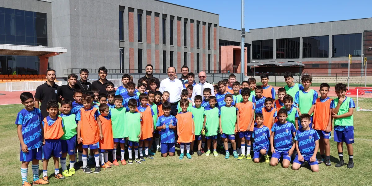 Selçuklu'da minik sporculara ziyaret