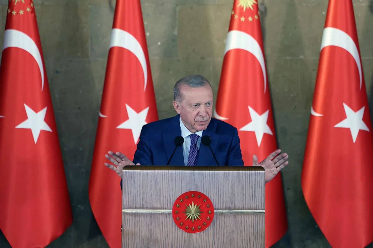 Erdoğan: Türkiye'nin dış politikasına rota çizilemez