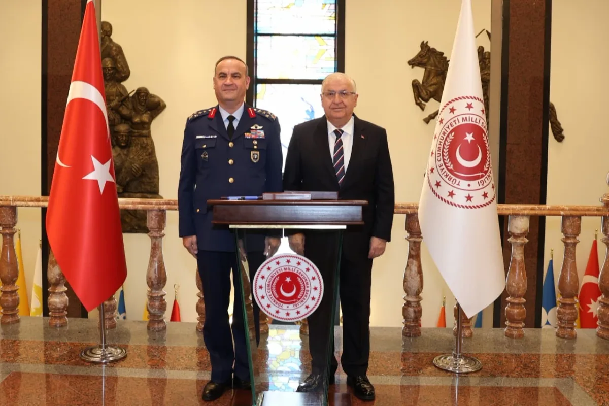 Bakan Güler, Hava Kuvvetleri Komutanı Dalkıran'ı kabul etti