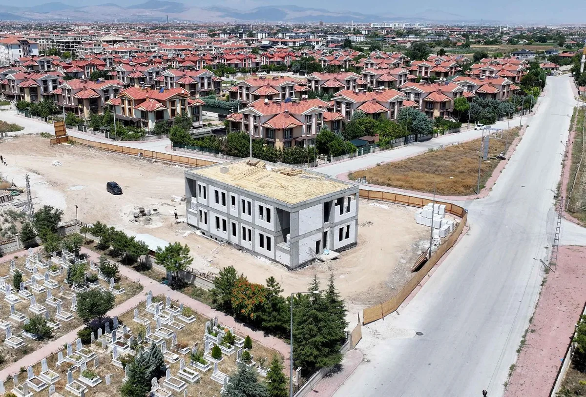 Karatay'da Polis Merkezi Hızla Yükseliyor