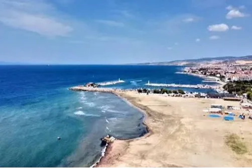 Uzman uyardı: Bulanık ve kötü kokulu denize girmeyin