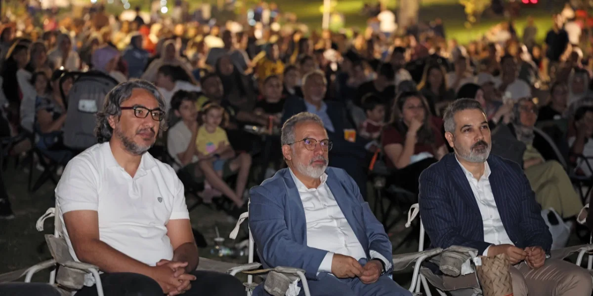 Kayseri Talas'ta Açık Hava Sineması'nda sıra 'Eren'in