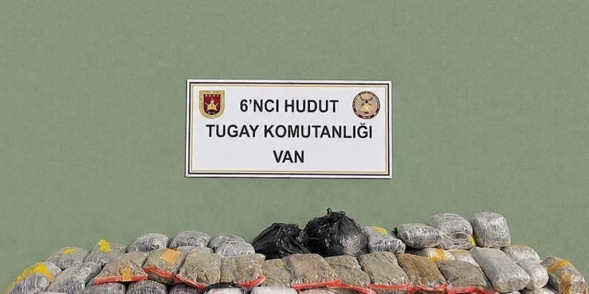 Van hudut hattında 51 kilo uyuşturucu ele geçirildi