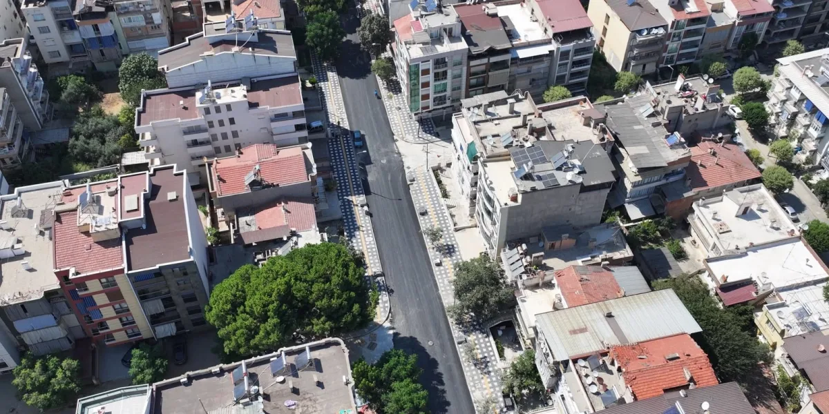 Salihli’nin Şüheda Caddesi sil baştan yenileniyor