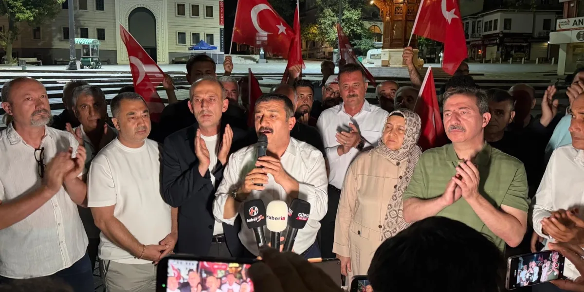 İYİ Partili Türkoğlu Bursa’da coşkuyla karşılandı