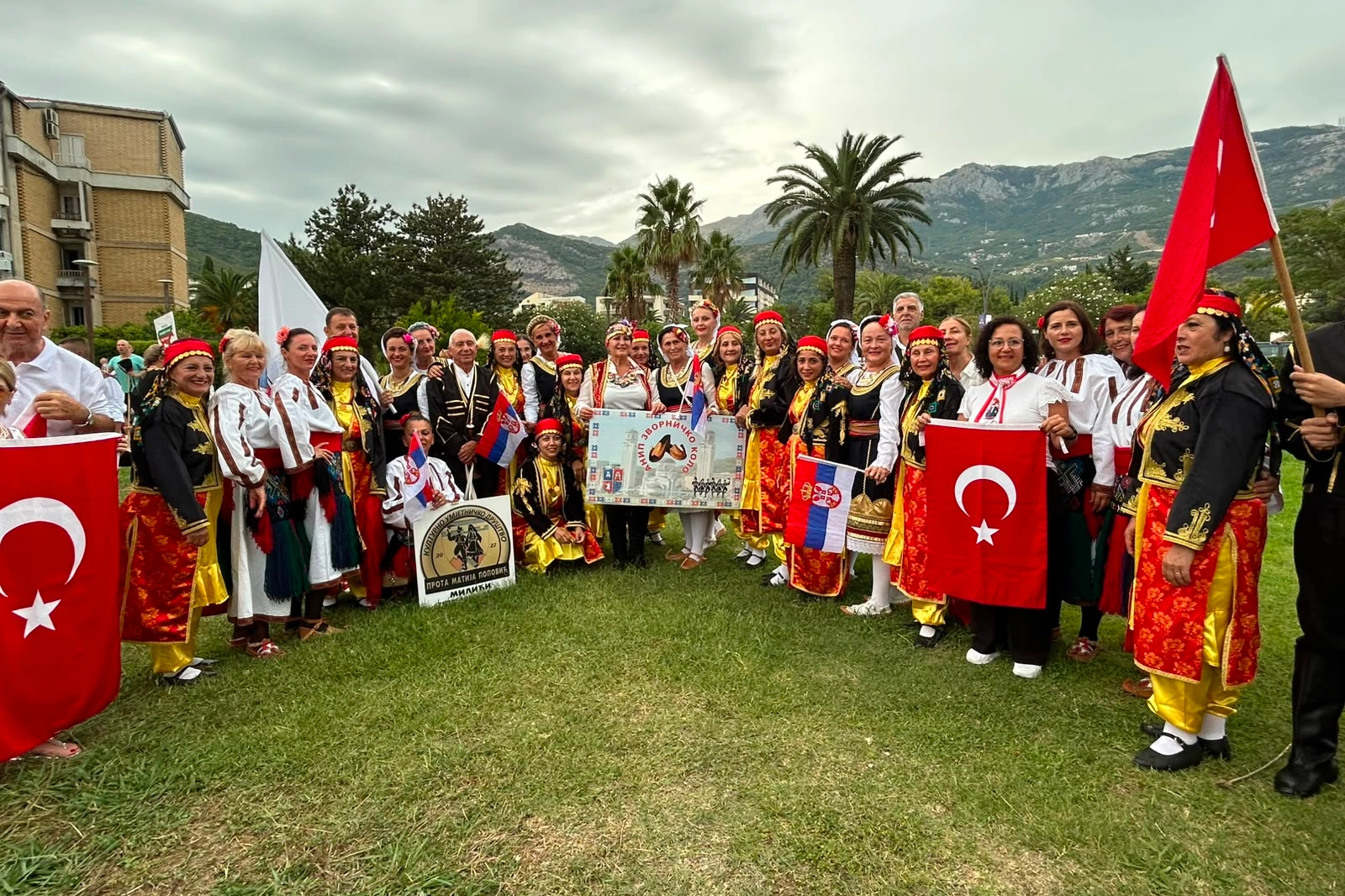 Uluslararası Adriyatik Folklor Festivali'nde AdaDans rüzgârı